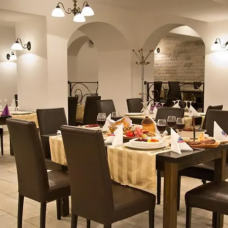 Värdshus Hanul Domnesc 3*